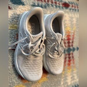 New Balance 1080 grey athletic shoes